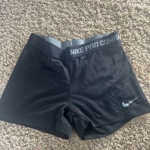 Black Nike Pros